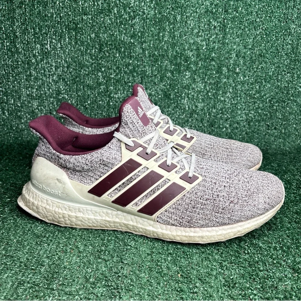 adidas Ultra Boost 4.0 Cloud White Maroo EE3705 Men’s Size 15‎